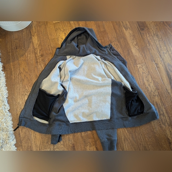 Lululemon Gray Deep Cove Hoodie Unisex Mens XL Fits Woman's 1x - Picture 13 of 15